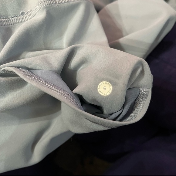 Lululemon Leggings - Picture 5 of 6